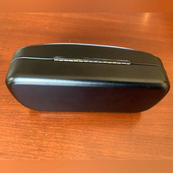 Diane Von Furstenberg black leather large size hard sunglasses case like new - Picture 7 of 8